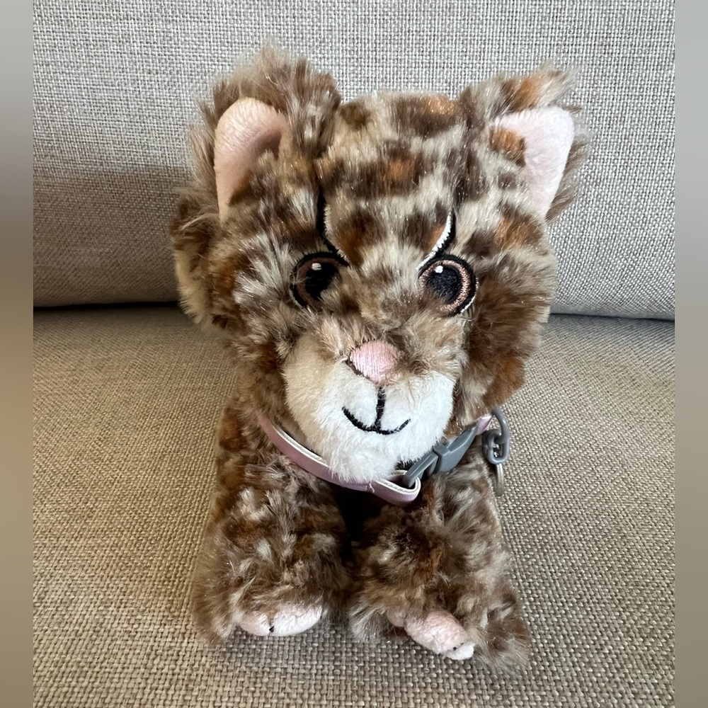 American Girl GOTY Lea Clark MARGAY CAT 7.5” Jungle Plush Doll Pet